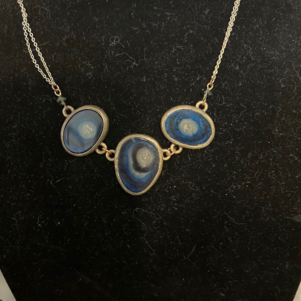 Really pretty geode look necklace.